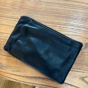 Hobo international clutch
